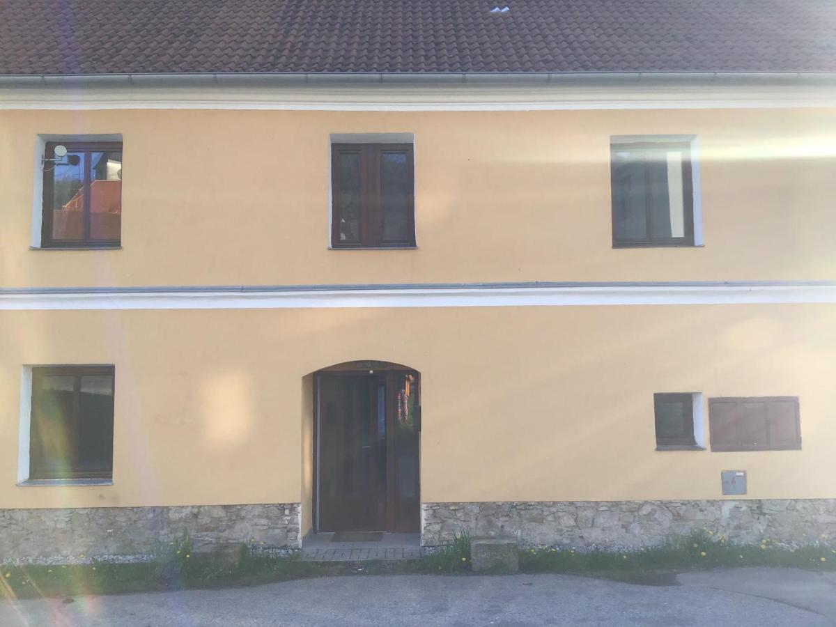 U Zivlu Bed & Breakfast Brlohy Eksteriør bilde